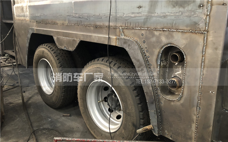 ��ʮ���ĭ�ɷ�(li��n)������܇���a(ch��n)�F(xi��n)��